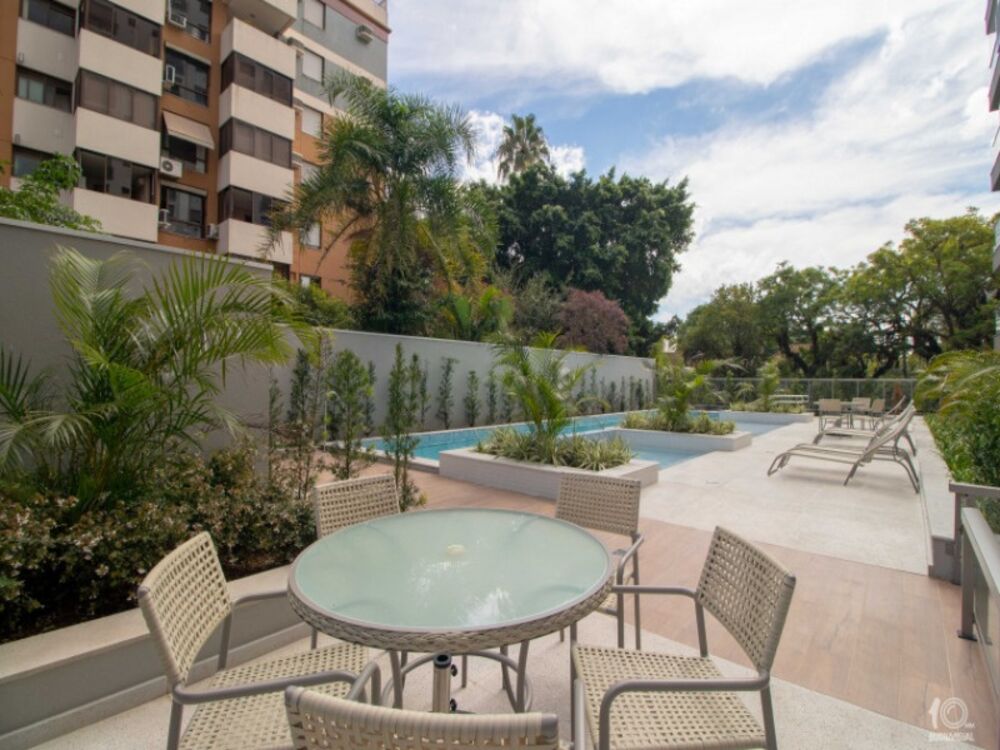 Cobertura, 3 quartos, 211 m² - Foto 2