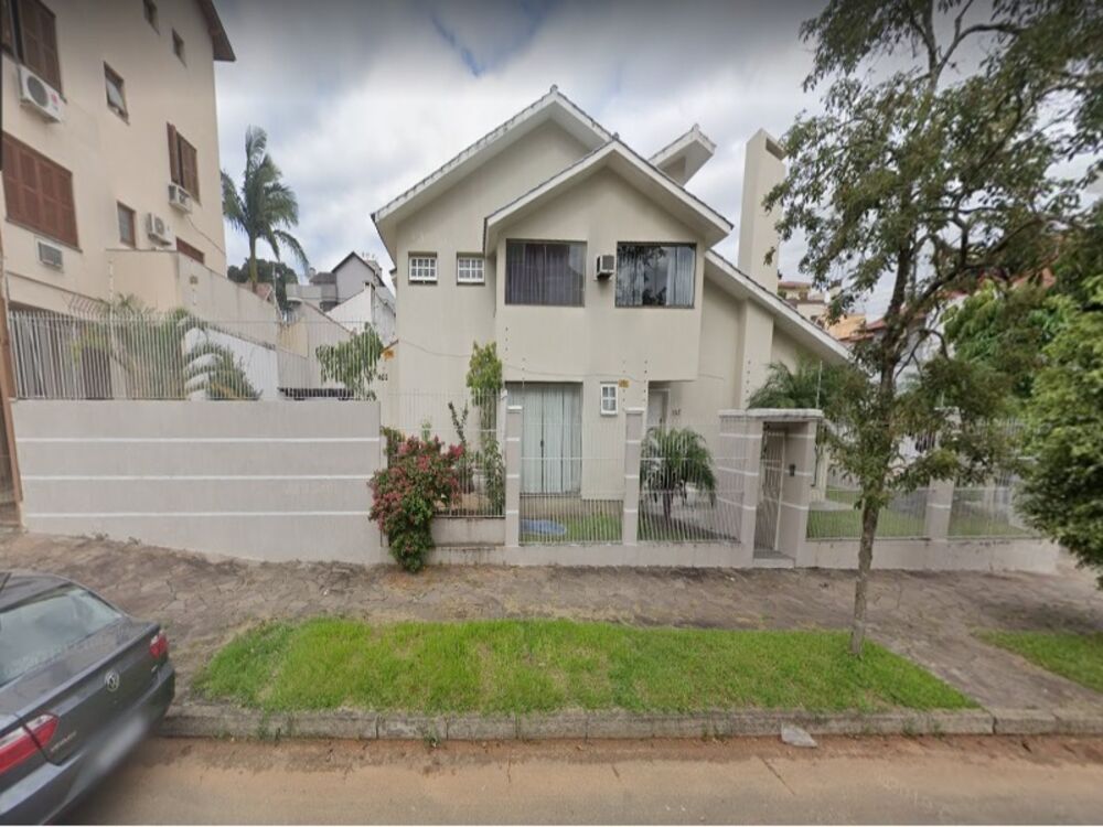 Casa, 3 quartos, 276 m² - Foto 1