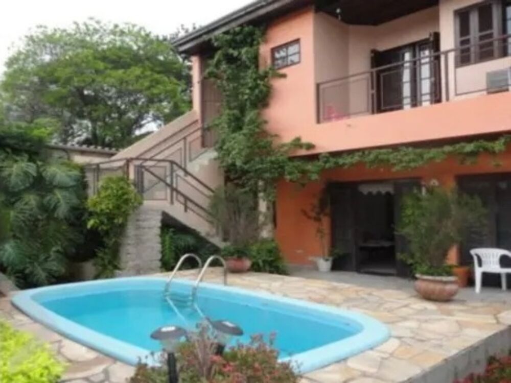 Casa, 3 quartos, 250 m² - Foto 2