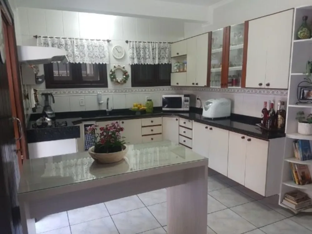 Casa, 4 quartos, 194 m² - Foto 9