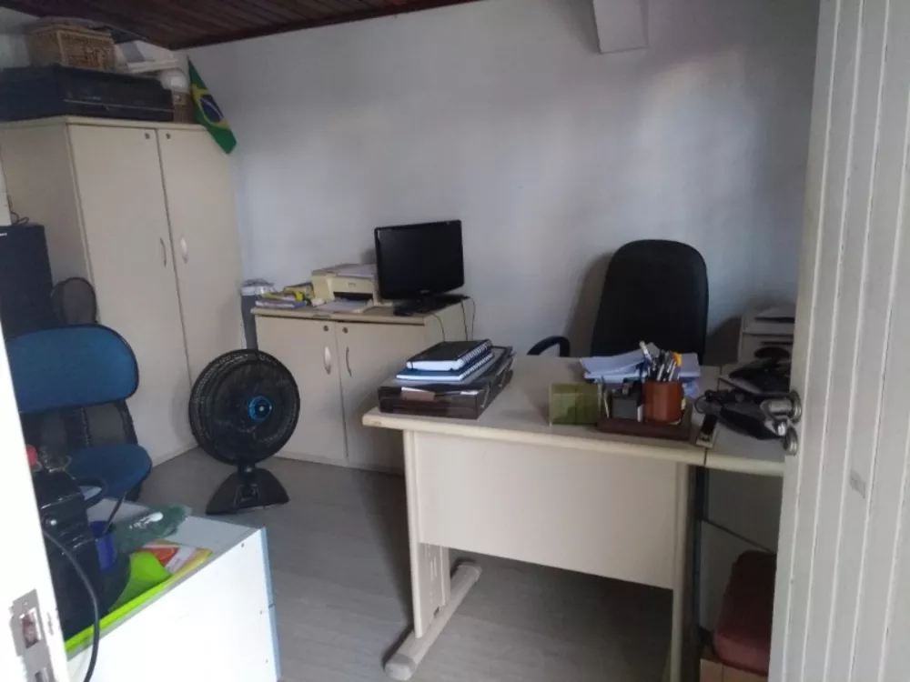 Casa, 3 quartos, 210 m² - Foto 1