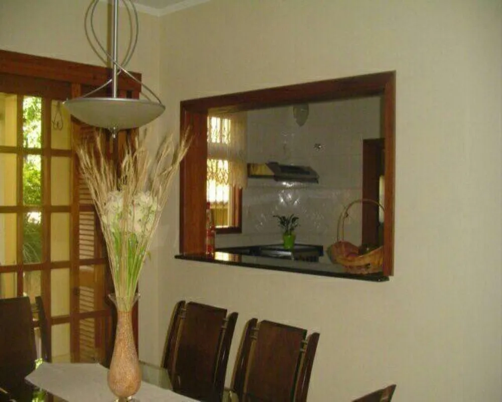 Casa, 4 quartos, 245 m² - Foto 2