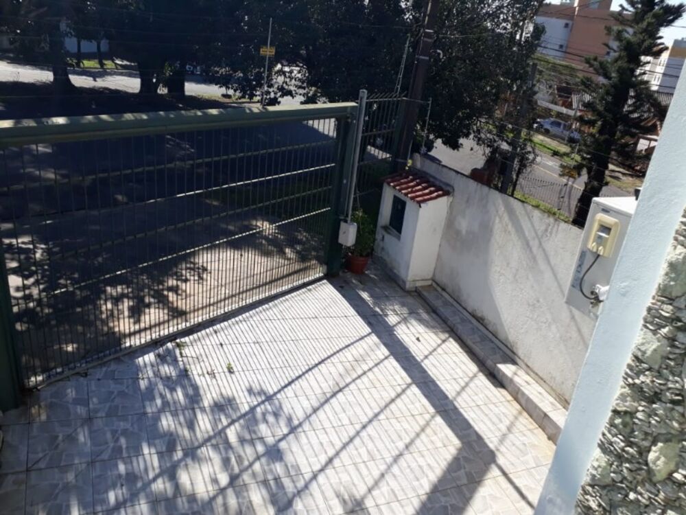 Casa, 4 quartos, 237 m² - Foto 2