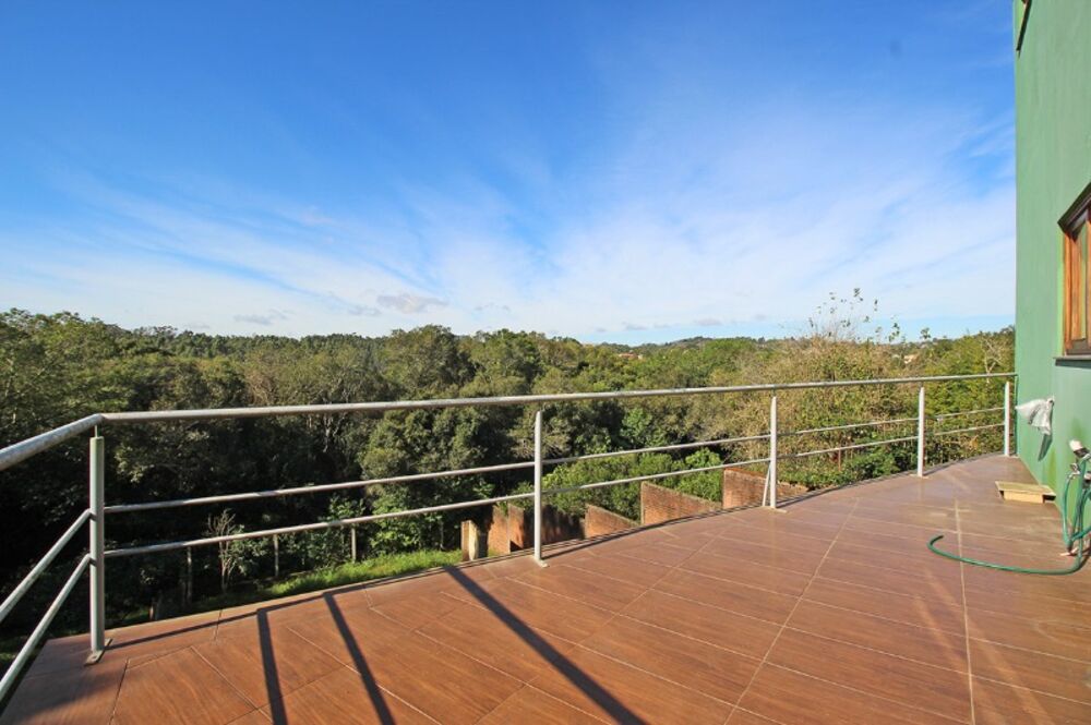 Casa de Condomínio à venda com 4 quartos, 301m² - Foto 3