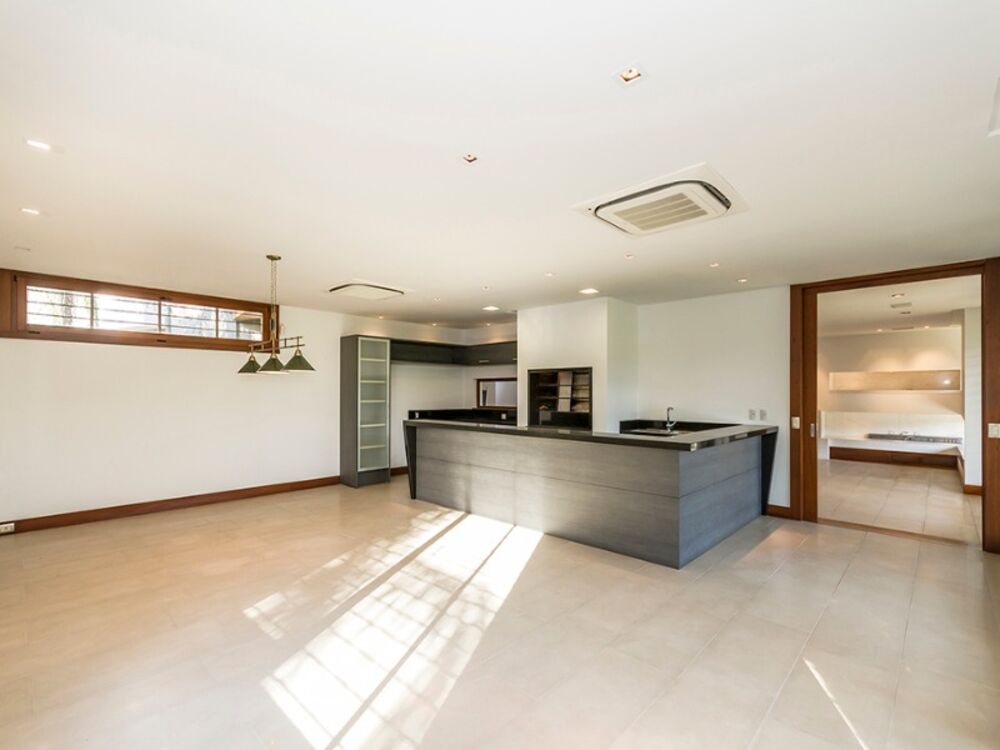Casa de Condomínio à venda com 5 quartos, 947m² - Foto 2