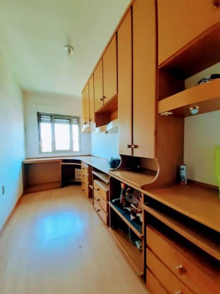 Casa, 3 quartos, 245 m² - Foto 3