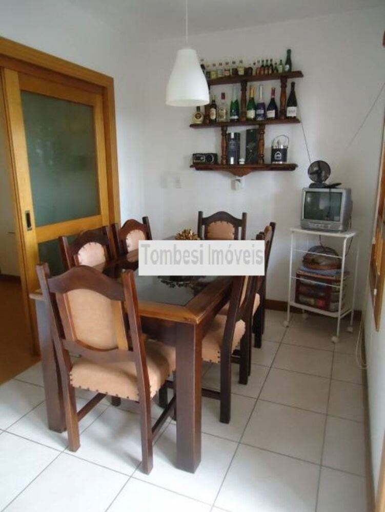 Casa, 3 quartos, 176 m² - Foto 2