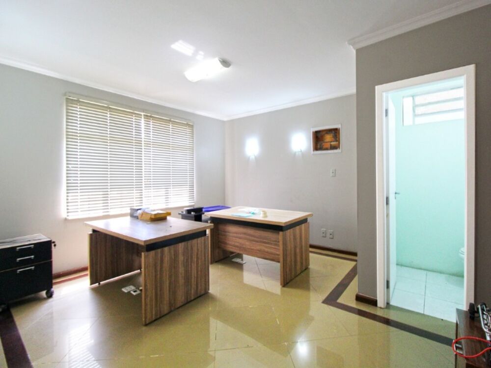 Casa, 3 quartos, 260 m² - Foto 2
