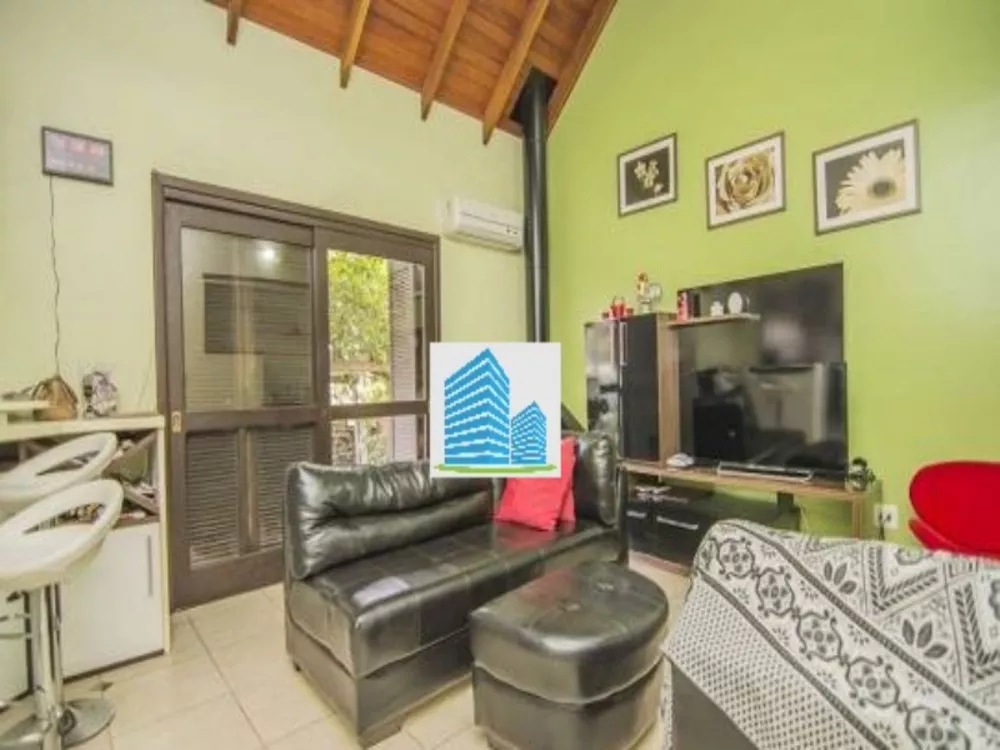 Casa de Condomínio à venda com 3 quartos, 105m² - Foto 1