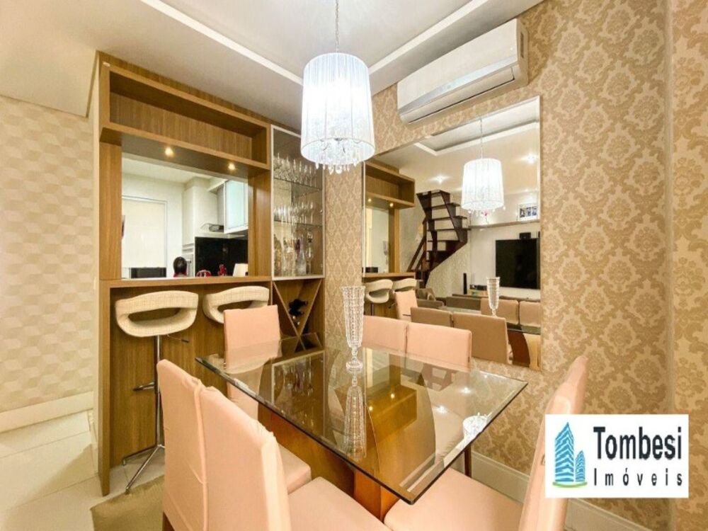 Casa de Condomínio à venda com 3 quartos, 160m² - Foto 2