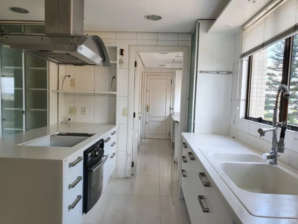 Apartamento, 3 quartos, 230 m² - Foto 3