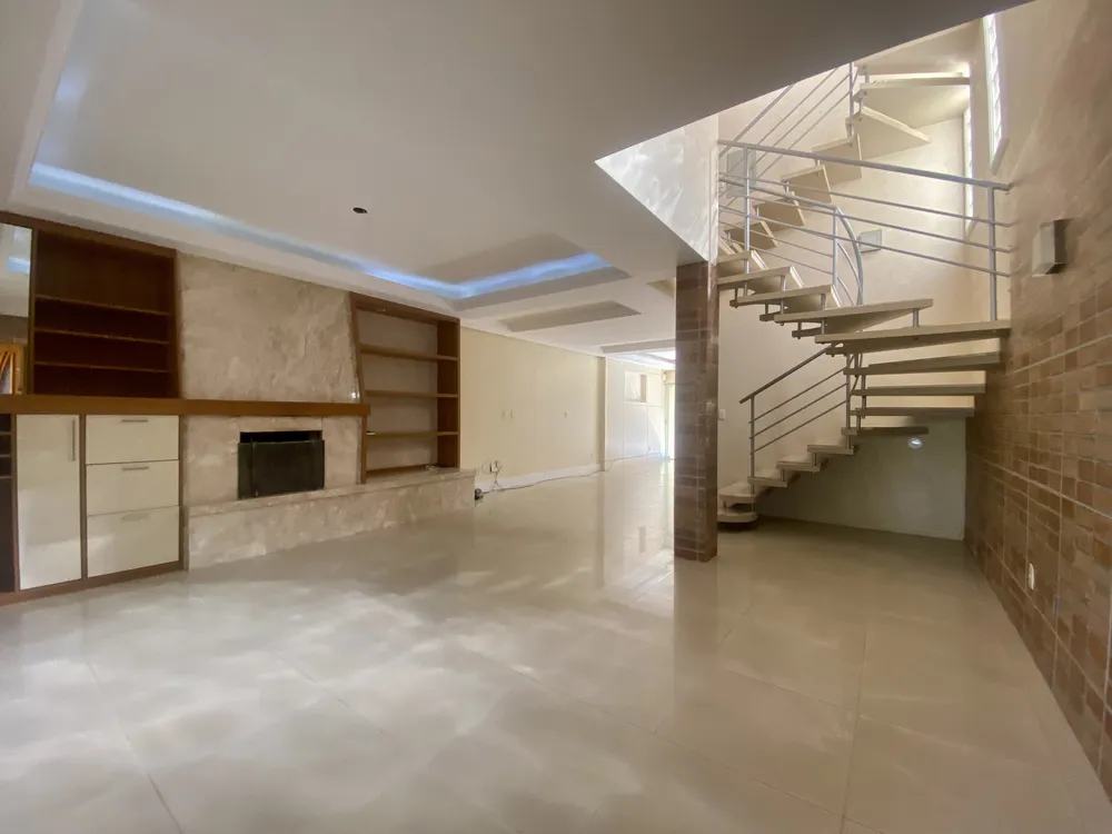 Casa, 3 quartos, 313 m² - Foto 3