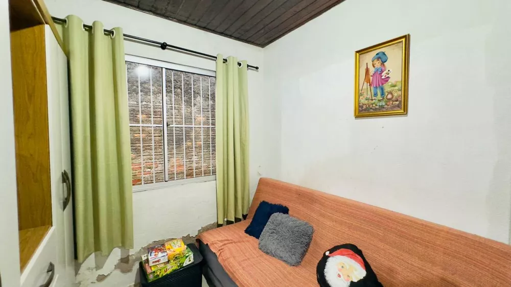 Casa à venda com 3 quartos, 300m² - Foto 4