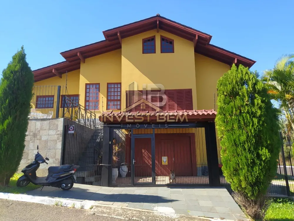 Sobrado, 3 quartos, 200 m² - Foto 1