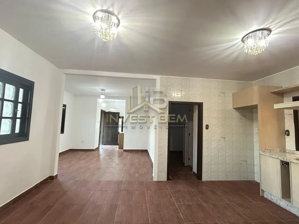 Casa, 4 quartos, 200 m² - Foto 7