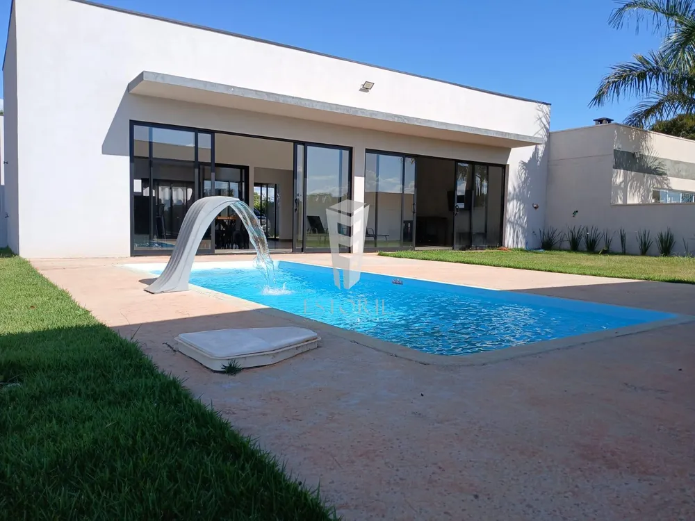 Casa, 2 quartos, 540 m² - Foto 1