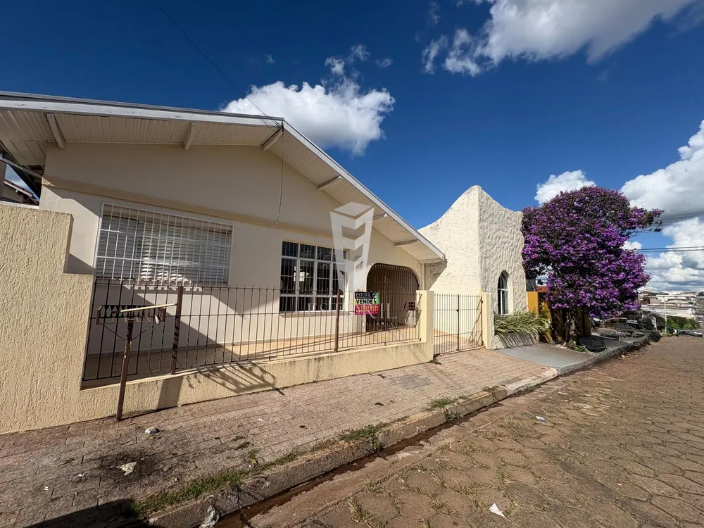Casa, 3 quartos, 210 m² - Foto 2