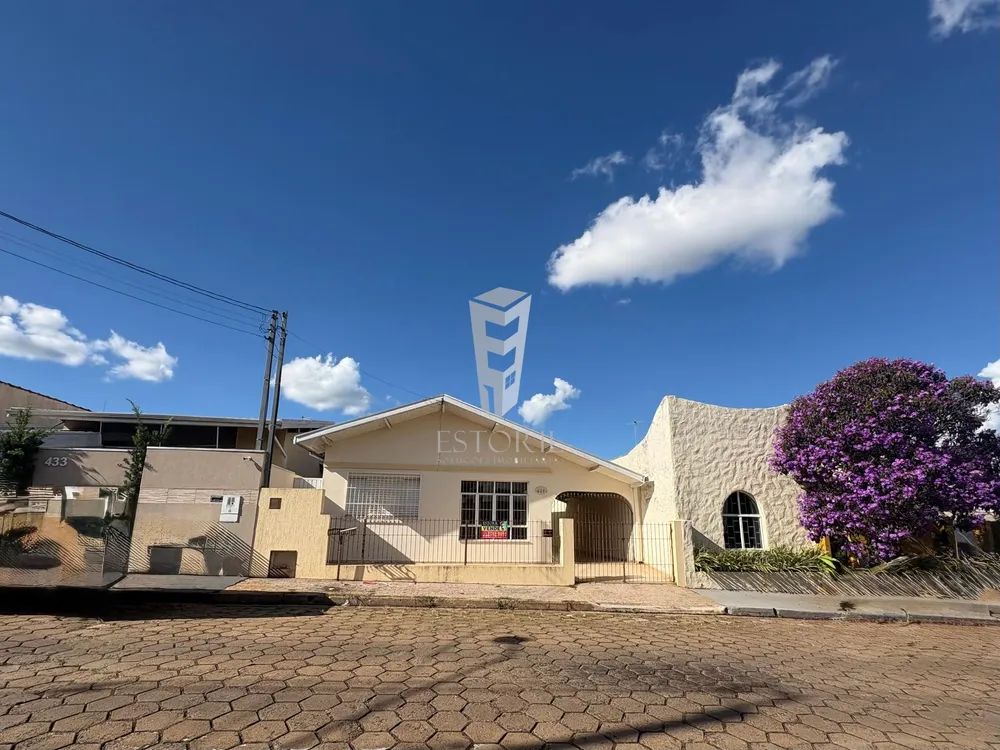 Casa, 3 quartos, 210 m² - Foto 1