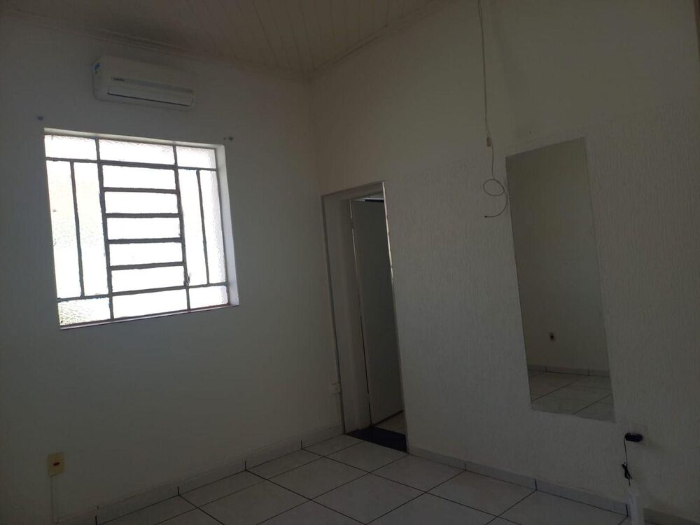 Prédio Inteiro para alugar com 3 quartos, 450m² - Foto 17