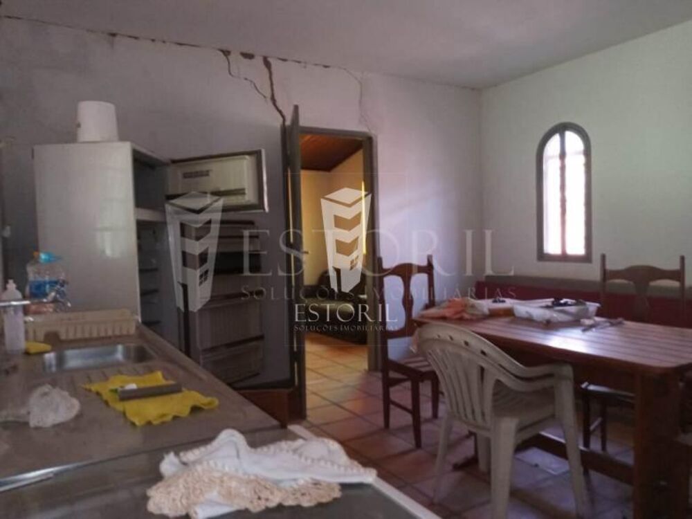 Casa à venda com 3 quartos, 1020m² - Foto 9
