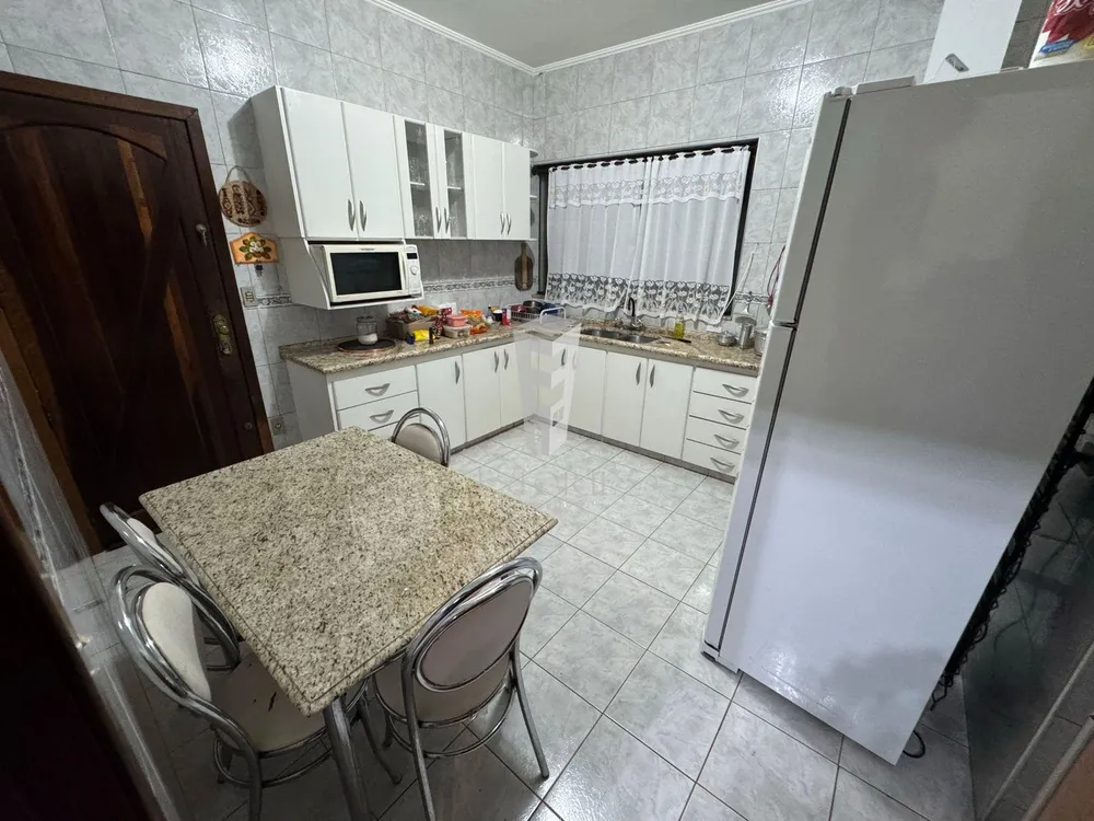 Sobrado, 2 quartos, 700 m² - Foto 6