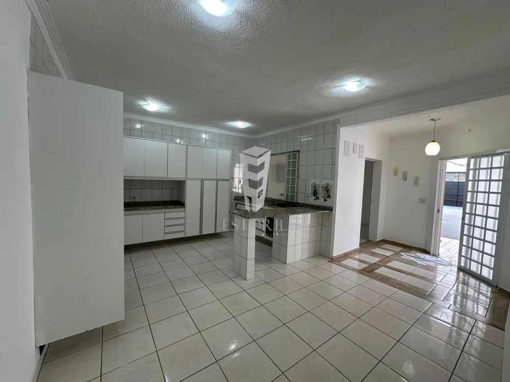 Casa, 3 quartos, 258 m² - Foto 5