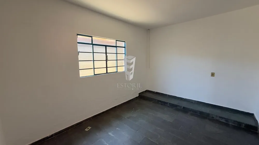 Casa, 2 quartos, 270 m² - Foto 11
