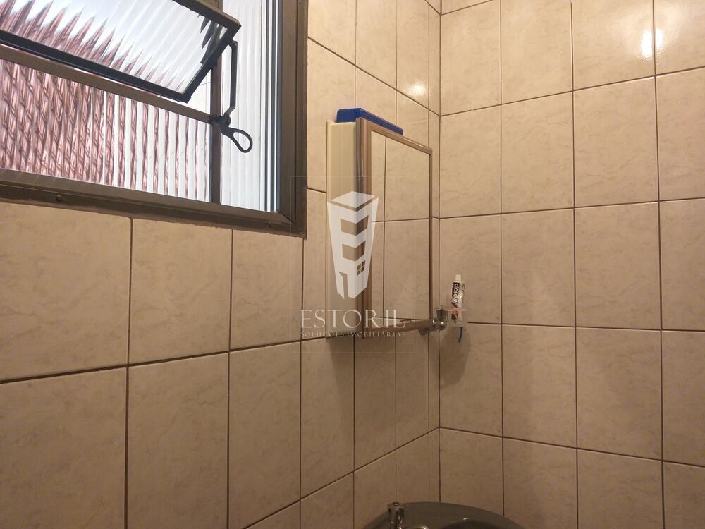 Casa à venda com 3 quartos, 510m² - Foto 1