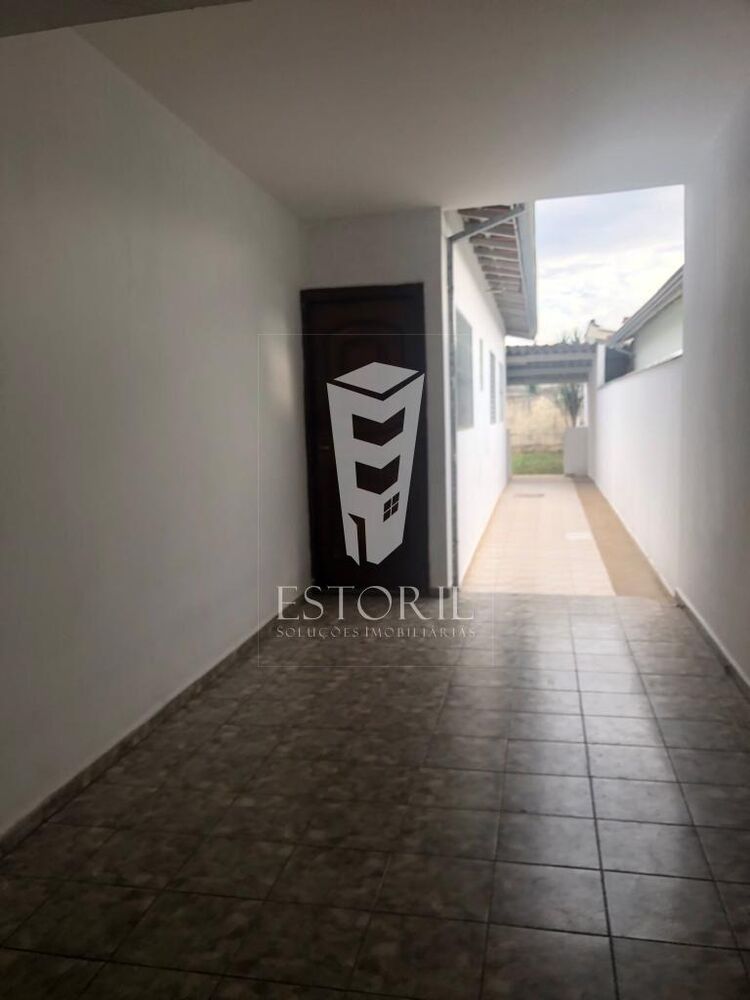 Casa à venda com 2 quartos, 194m² - Foto 8