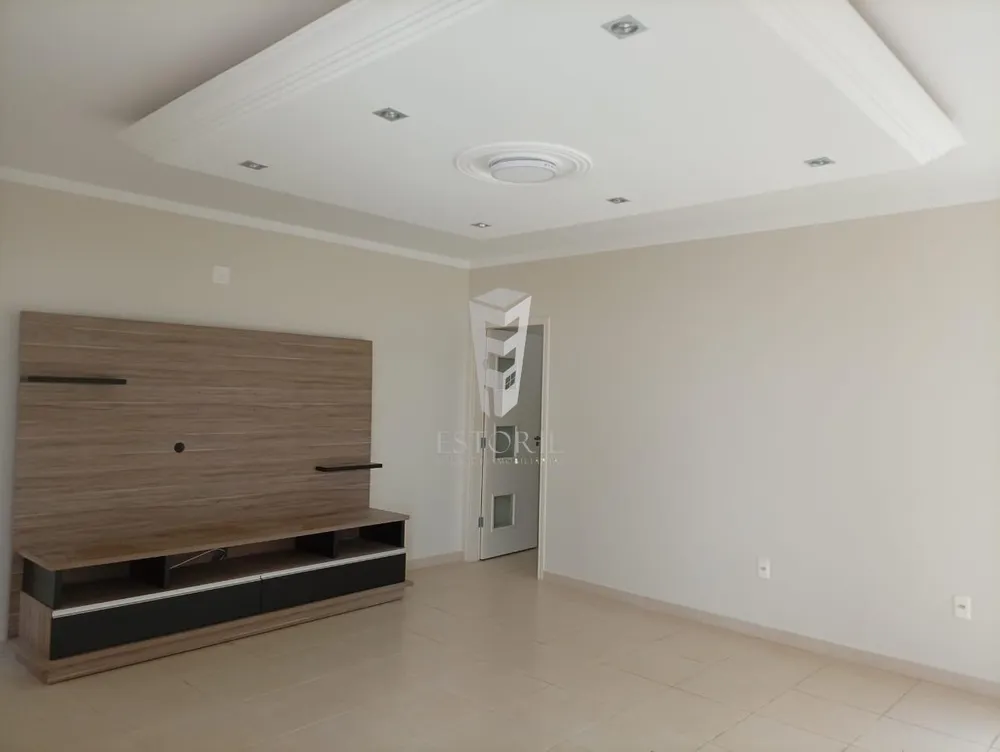 Casa, 2 quartos, 300 m² - Foto 2