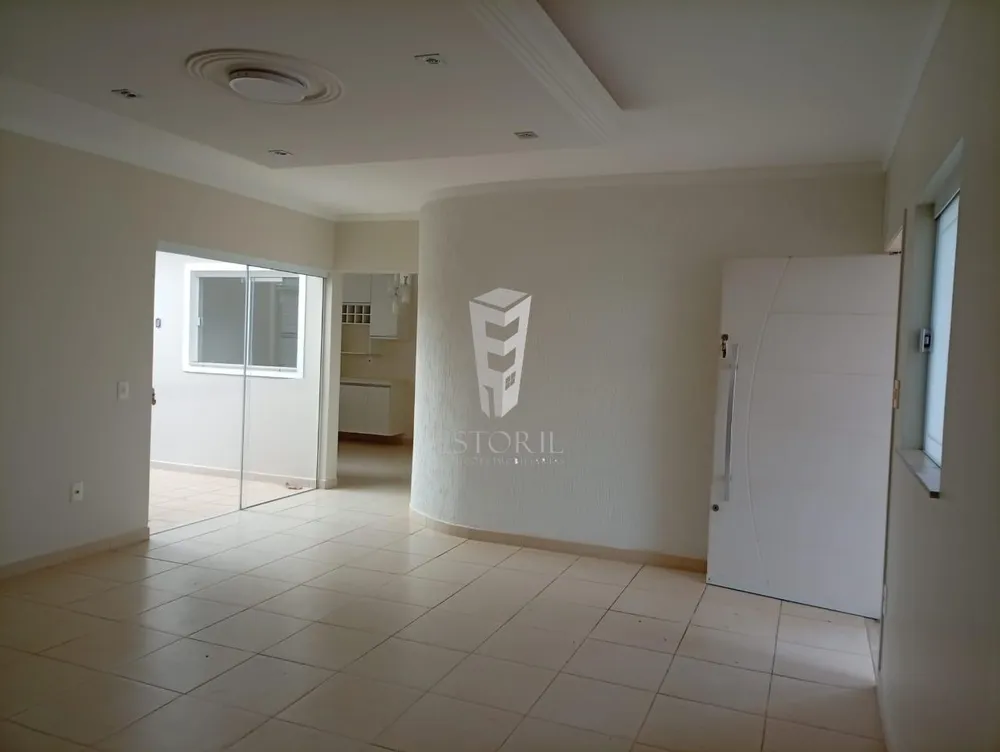 Casa, 2 quartos, 300 m² - Foto 4