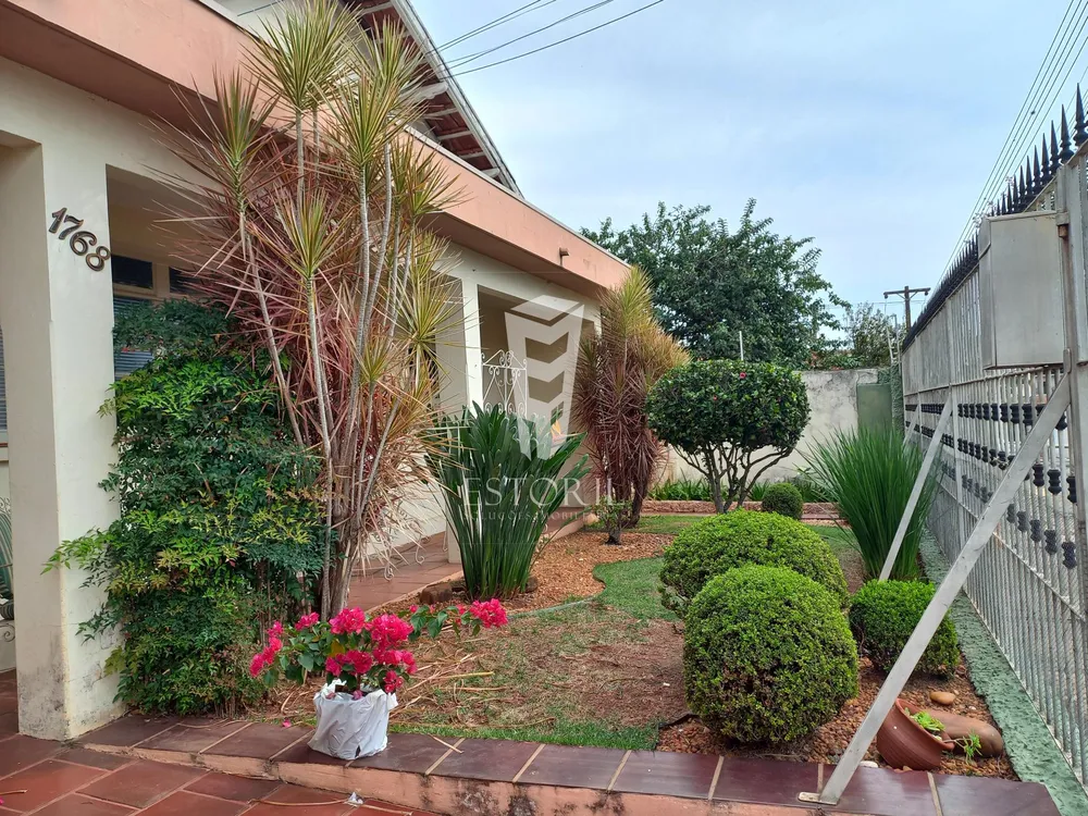 Casa, 4 quartos, 607 m² - Foto 1