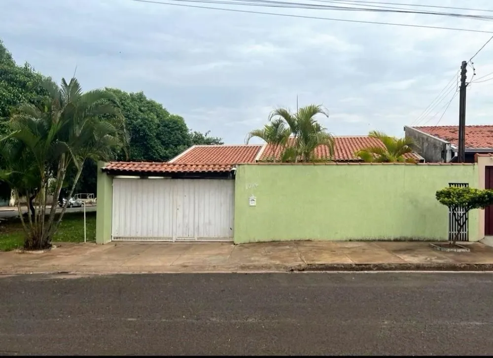 Casa, 3 quartos, 252 m² - Foto 2