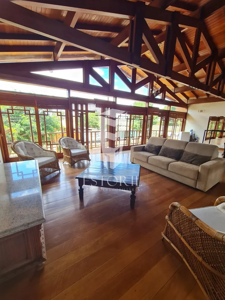 Casa, 4 quartos, 900 m² - Foto 1