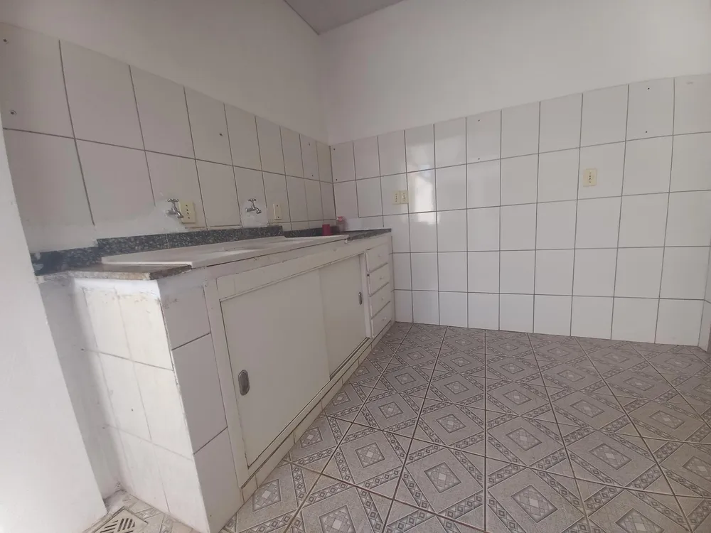 Casa, 2 quartos, 250 m² - Foto 4