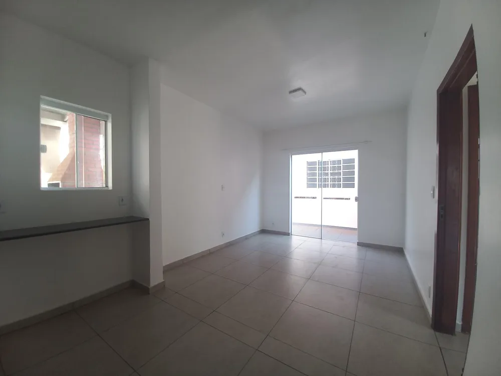 Casa, 2 quartos, 250 m² - Foto 5