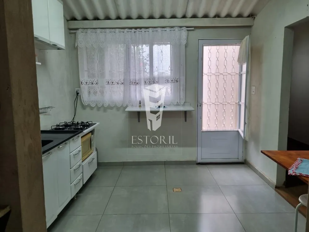 Casa, 2 quartos, 1000 m² - Foto 2