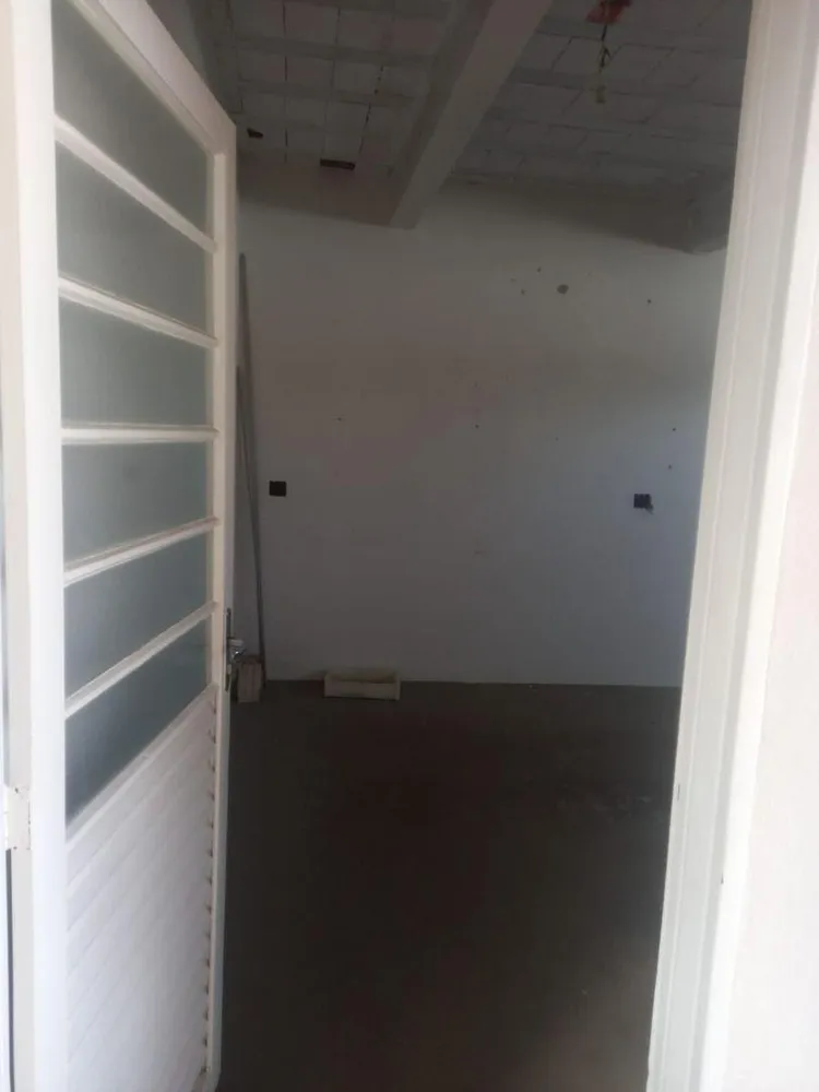 Casa, 1 quarto, 200 m² - Foto 2
