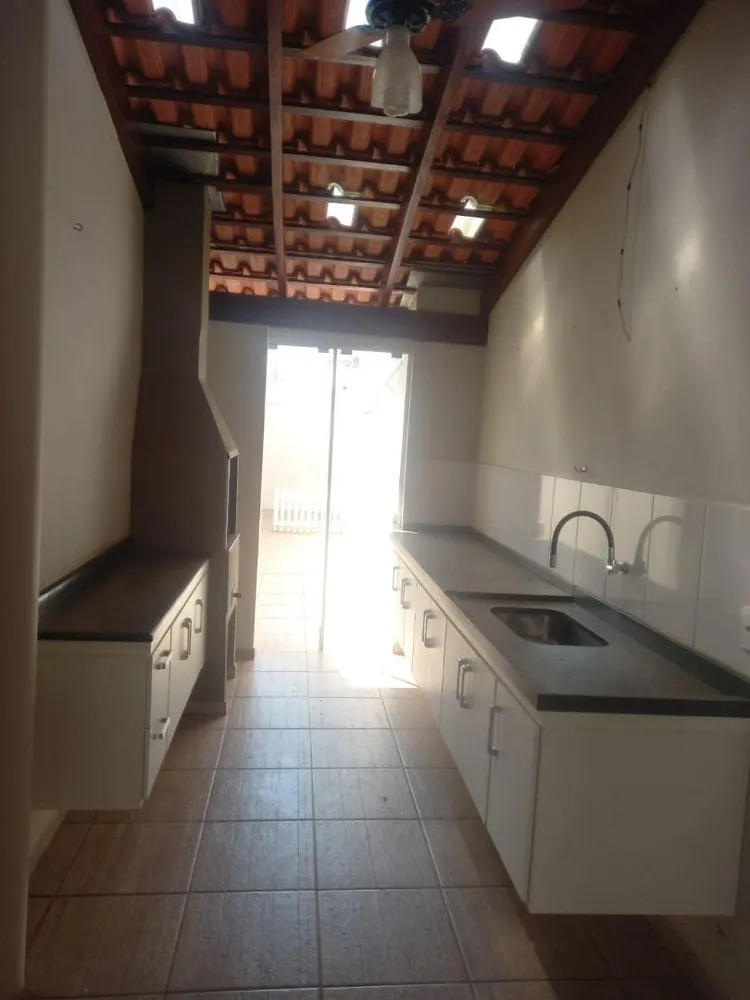 Casa, 1 quarto, 200 m² - Foto 4