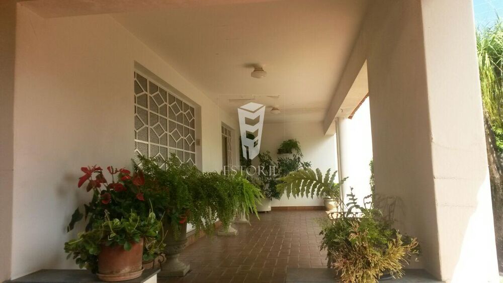 Casa à venda com 2 quartos, 750m² - Foto 36