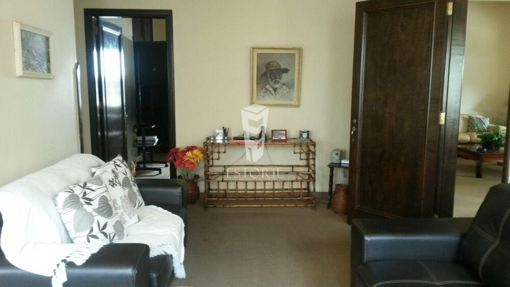 Casa à venda com 2 quartos, 750m² - Foto 37