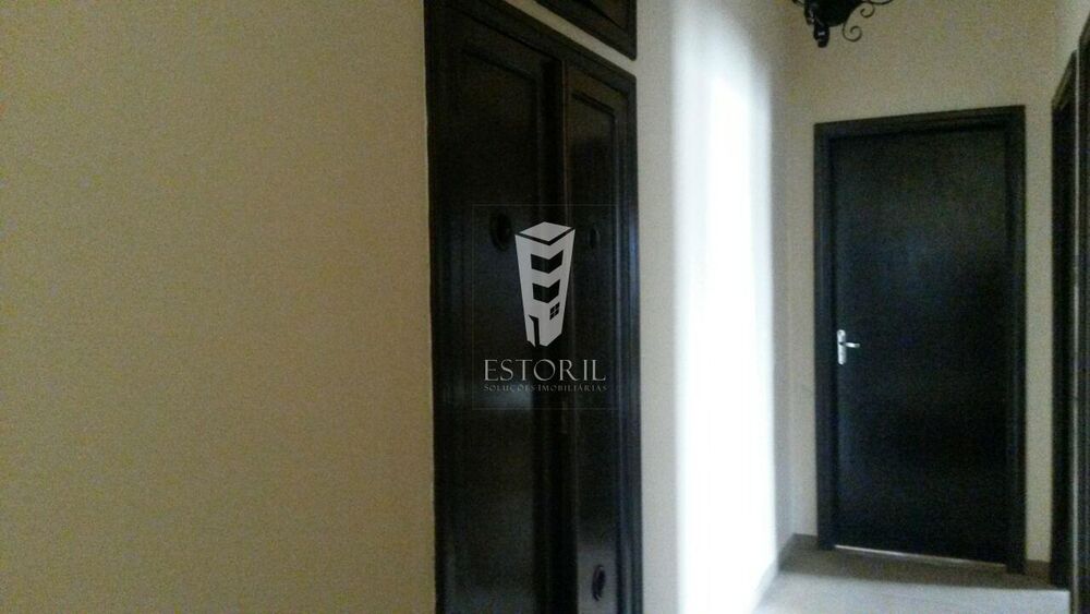 Casa à venda com 2 quartos, 750m² - Foto 21
