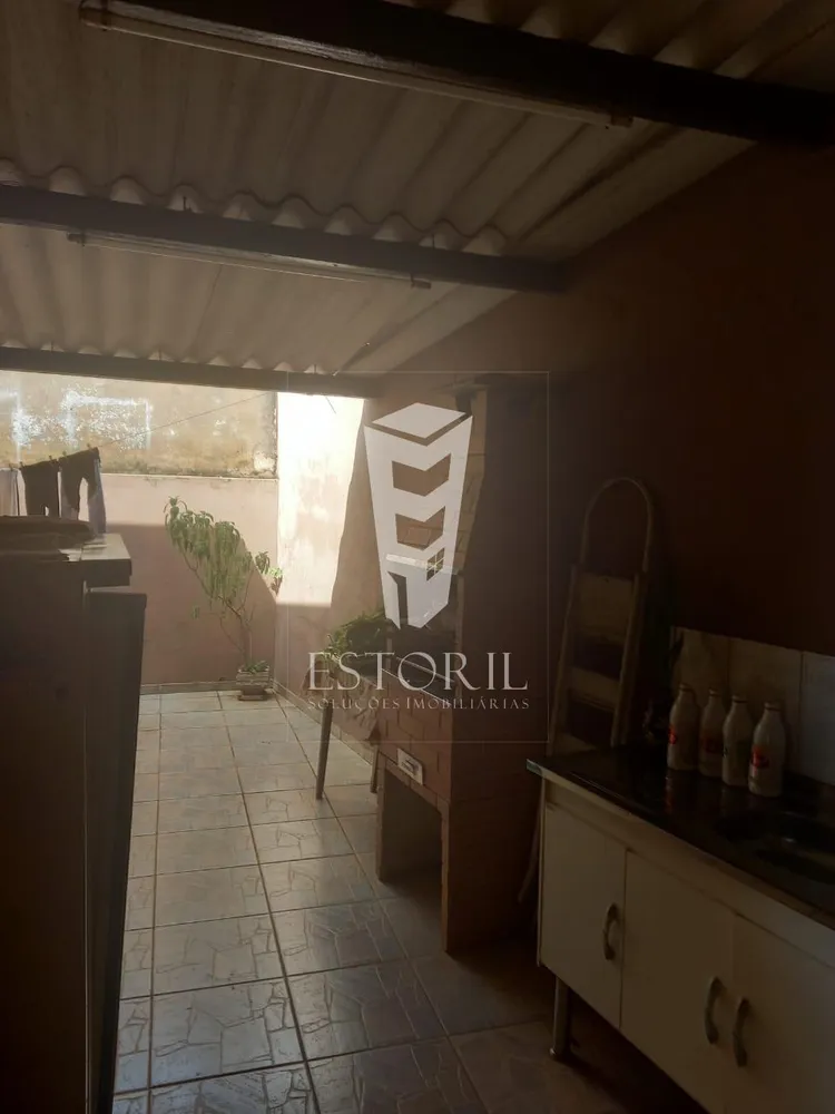 Casa, 2 quartos, 196 m² - Foto 1