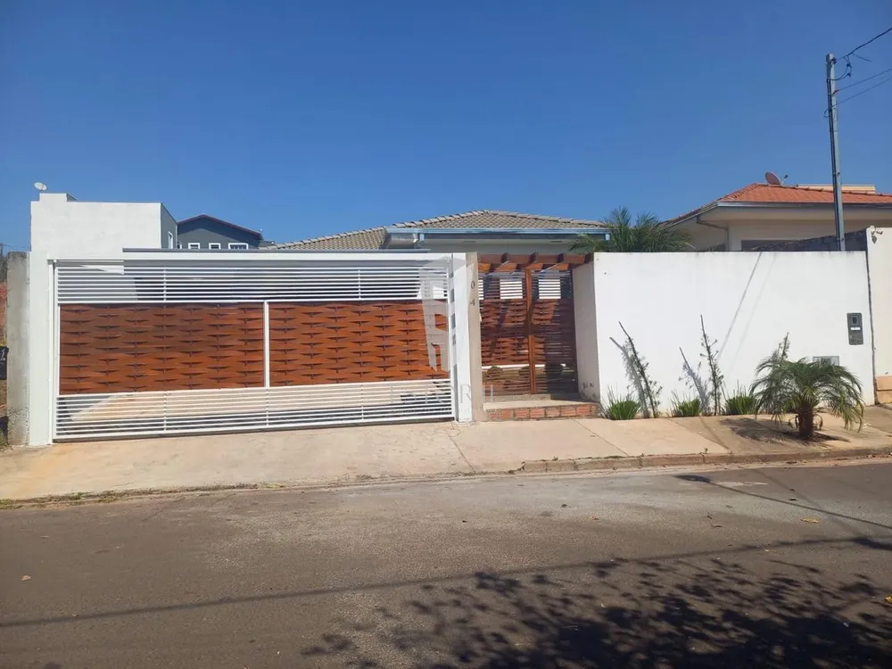 Casa, 2 quartos, 435 m² - Foto 1