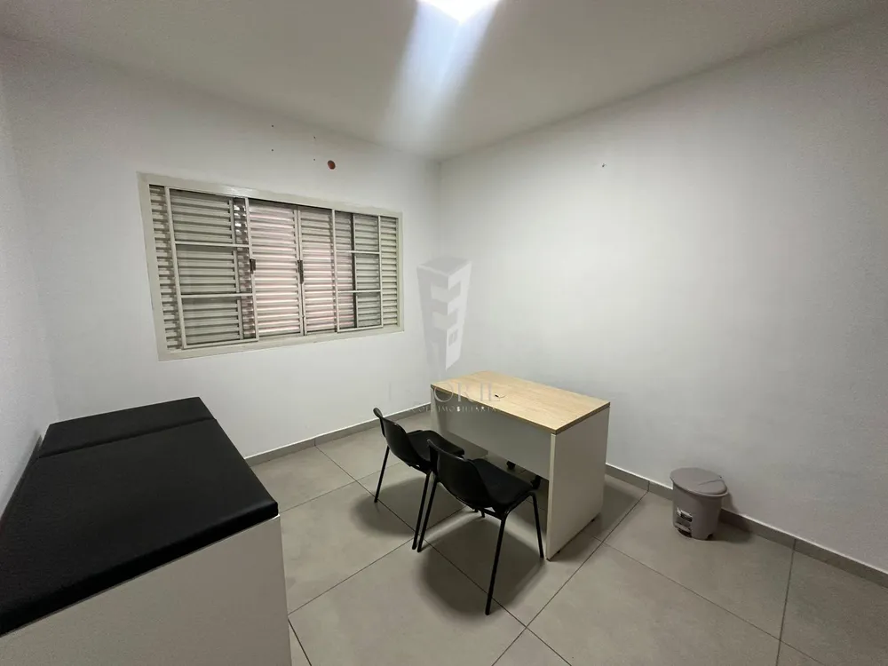Prédio Inteiro - Foto 1