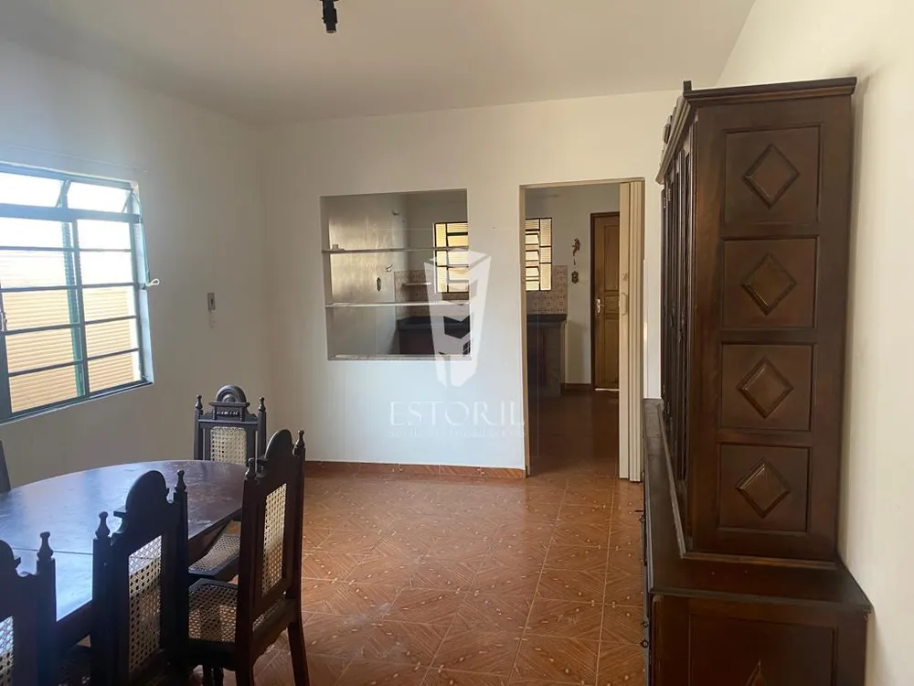Casa, 5 quartos, 270 m² - Foto 3