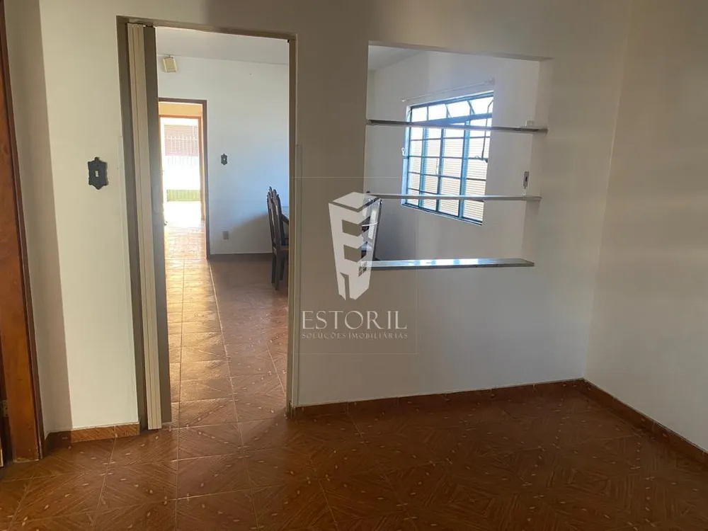 Casa, 5 quartos, 270 m² - Foto 2