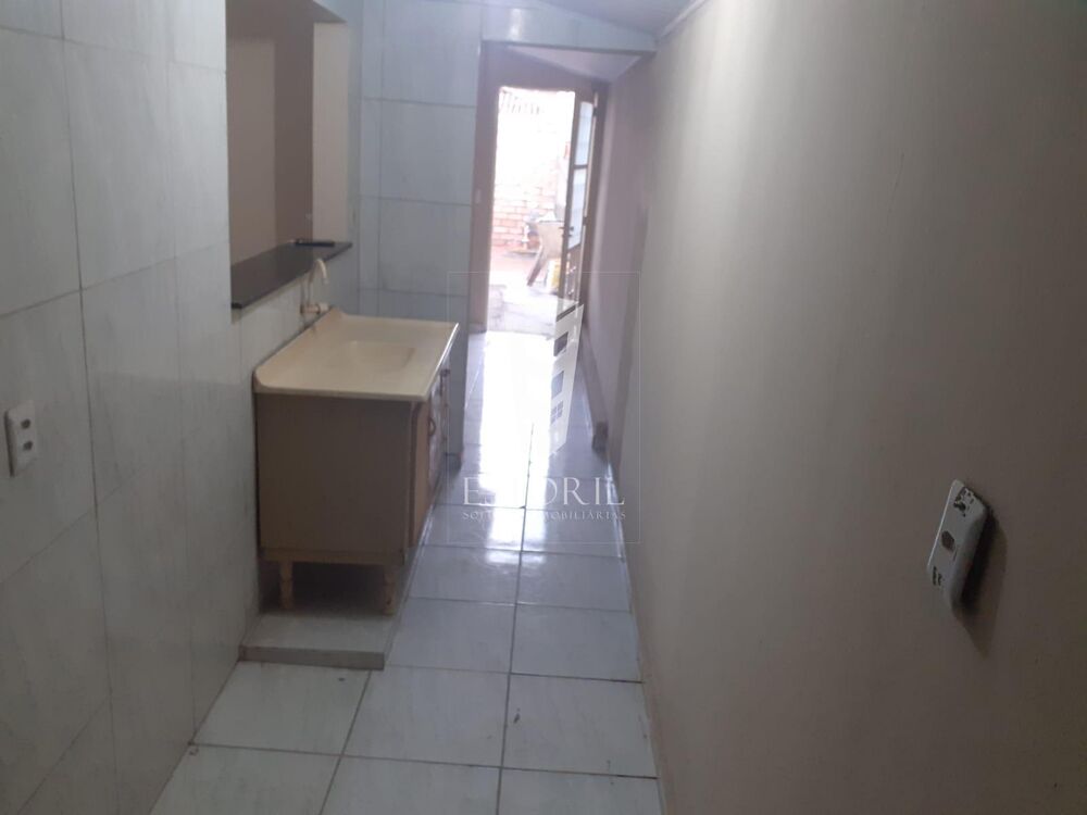 Casa à venda com 3 quartos, 220m² - Foto 6