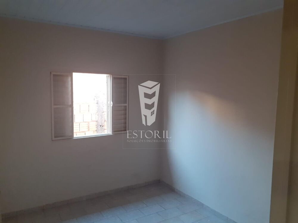 Casa à venda com 3 quartos, 220m² - Foto 25