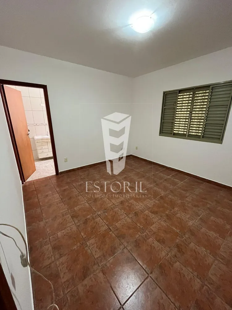 Casa, 2 quartos, 252 m² - Foto 7